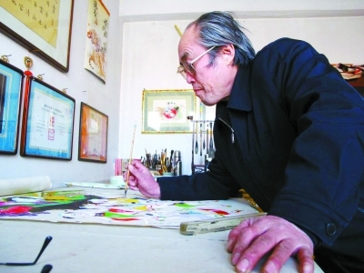 董靜 在文藝創作中探尋時代精神與人文關懷